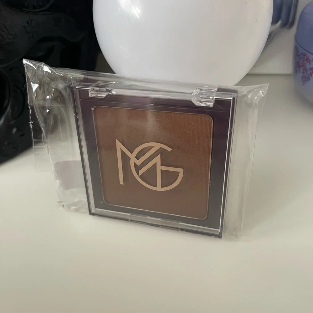 Makeup Geek Chestnut Bronzer Compact Cruelty Free